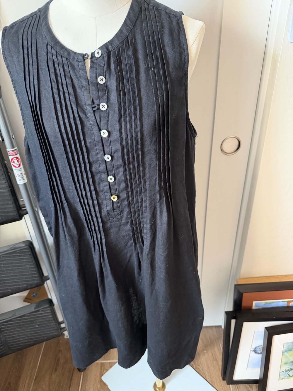 Quince Black Sleeveless Linen Pintuck Button Front Minidress